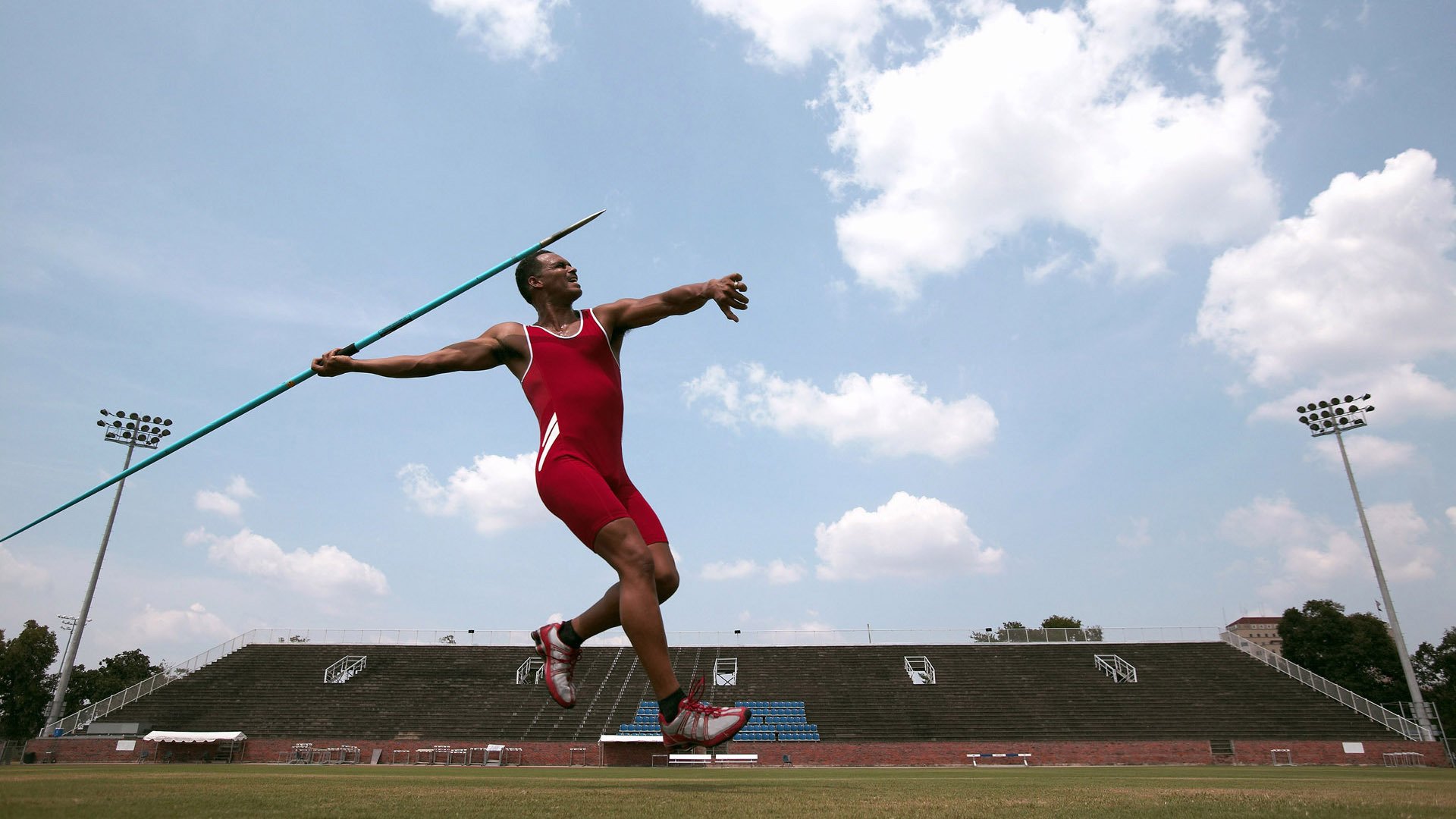 勇士队目标三连冠,誓不言败,勇士全队