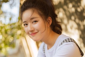 开云官网在线-“简阳文体中心：羽毛球赛成为观众的新宠，选手技巧惊艳四座”