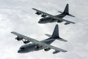 开云体育app网页版安全-换人策略灵活，关键时刻屡建奇功，新的换人规则