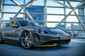 开云官网入口-加拿大队赛制透视：如何根据赛制优化球员配合与比赛策略，加拿大足球联赛ds